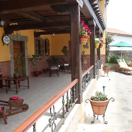 El Acebo Guest house Ubiarco